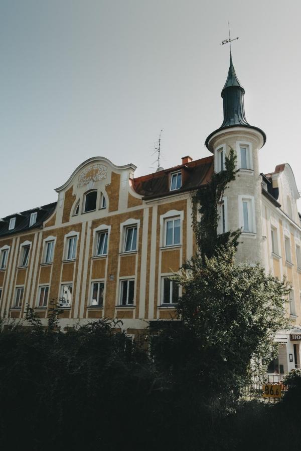 Hotel Hartmann Furstenfeldbruck Bagian luar foto