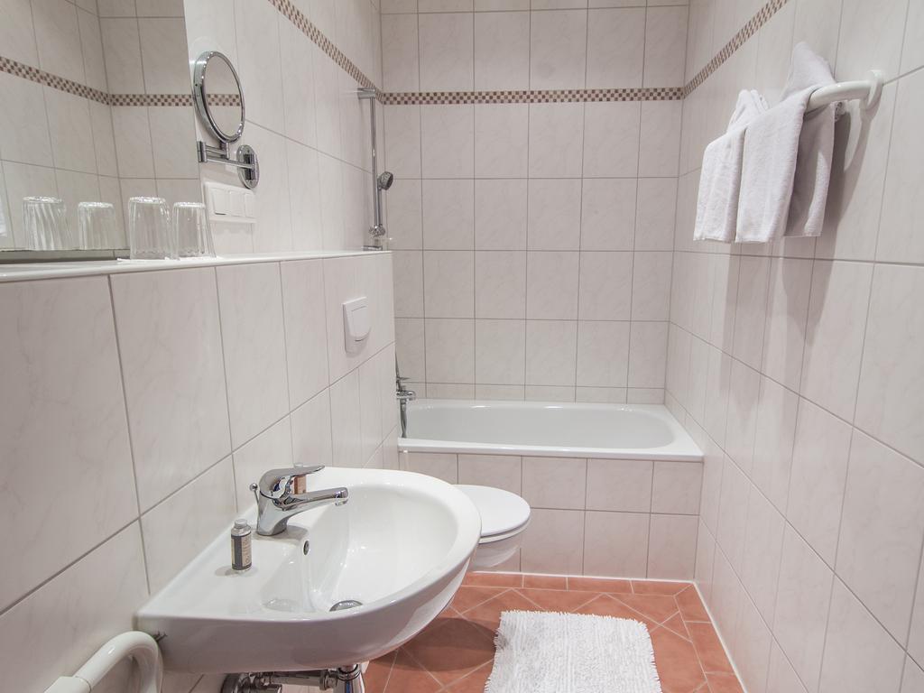 Hotel Hartmann Furstenfeldbruck Ruang foto